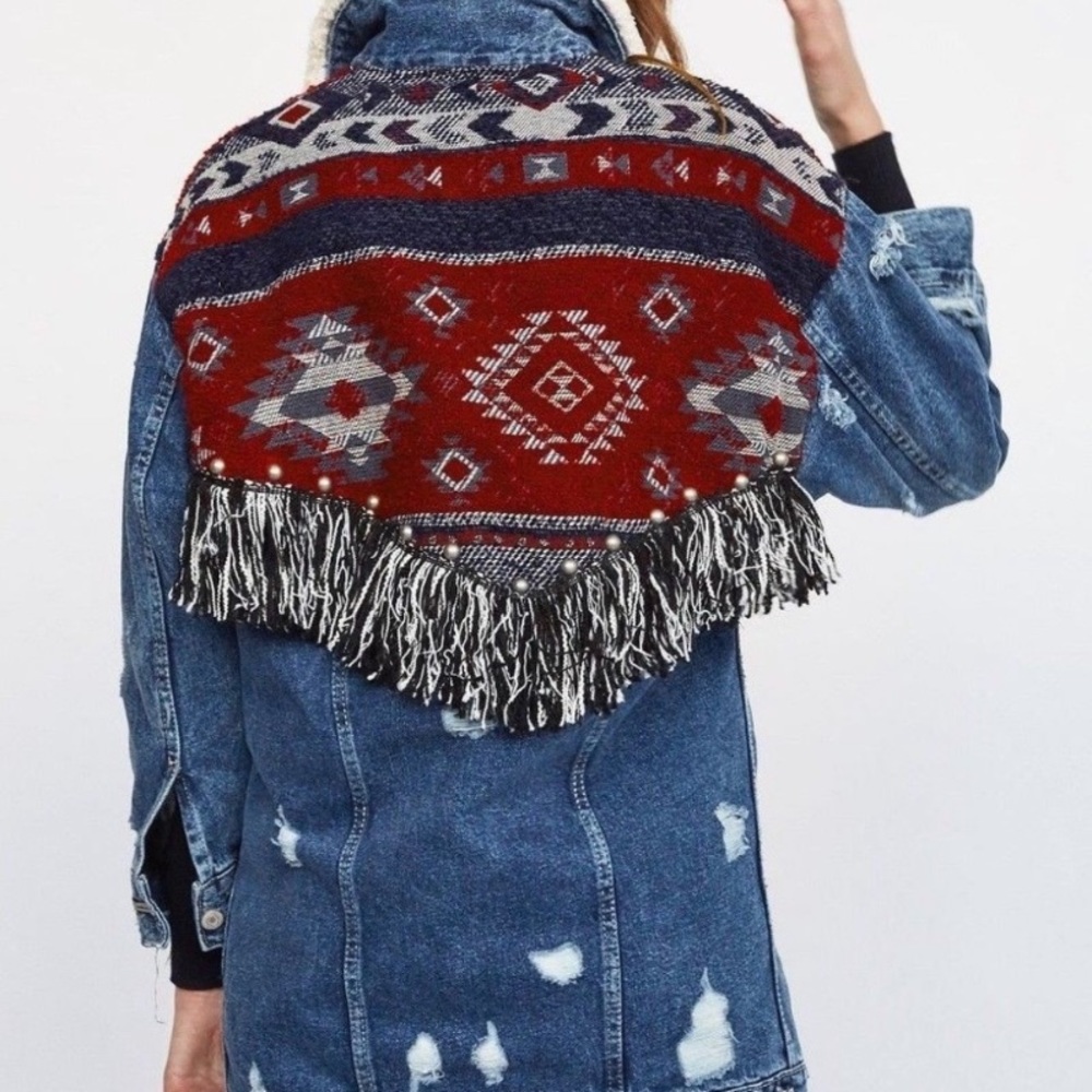 Long Zara embellished jean jacket 🌿